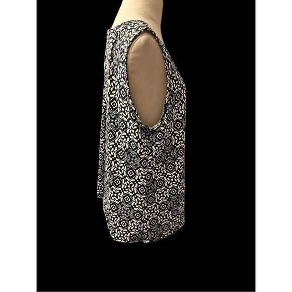 Bydesign XL Sleeveless Blouse / EUC - Picture 2 of 5